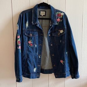 Distressed Dark Demin Jacket Sz L